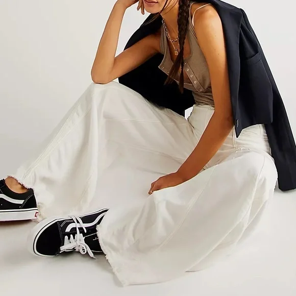 💫HP💫 NWTS FP SUPER WIDE LEG JEANS (30) - Picture 5 of 14